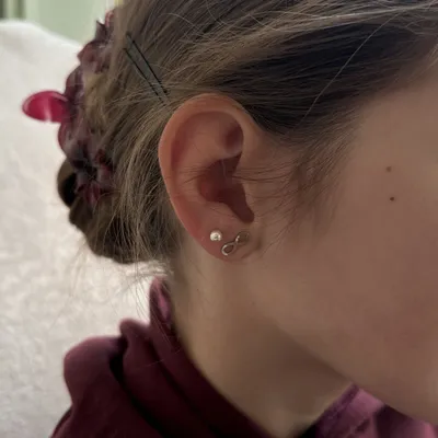 Przekłuwanie uszu dla dorosłych - Gentle Piercing