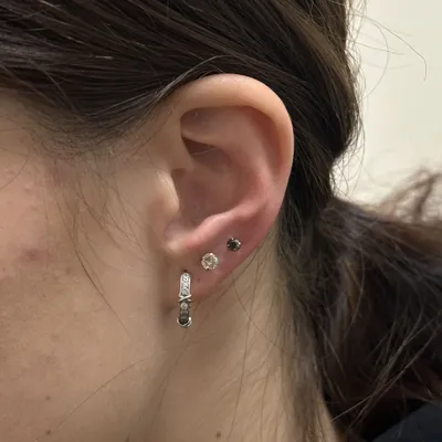 Przekłuwanie uszu dla dorosłych - Gentle Piercing