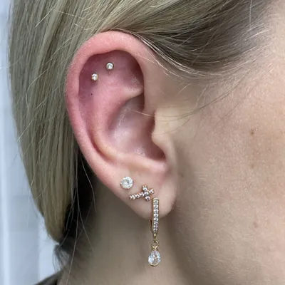 Przekłuwanie chrząstki (Helix, Conch, Tragus) - Gentle Piercing